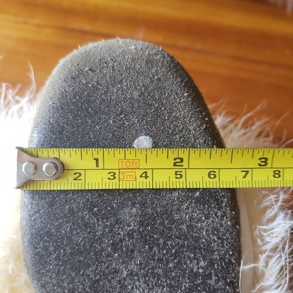 VINTAGE fuzzy slippers - Picture 13 of 14